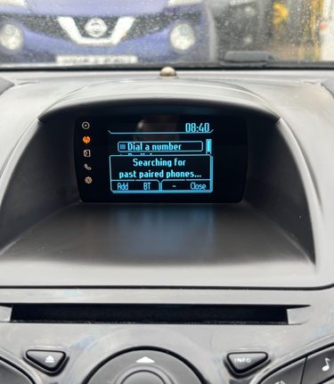 Ford Fiesta ZETEC.. 13 SERVICES.. 1 PREVIOUS KEEPER.. £35 ROAD TAX 3