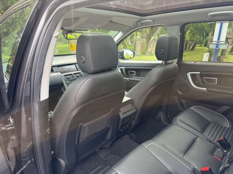 Land Rover Discovery Sport 2.0 Discovery Sport HSE Dynamic Luxury TD4 Auto 4WD 5dr 17
