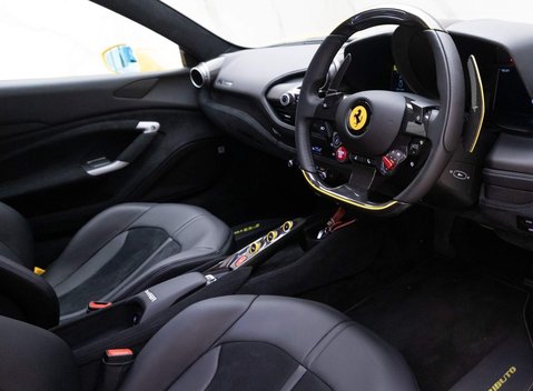 Ferrari F8 Tributo 5