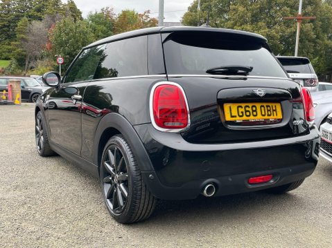 Mini Hatch 1.5 Cooper Steptronic Euro 6 (s/s) 3dr 10
