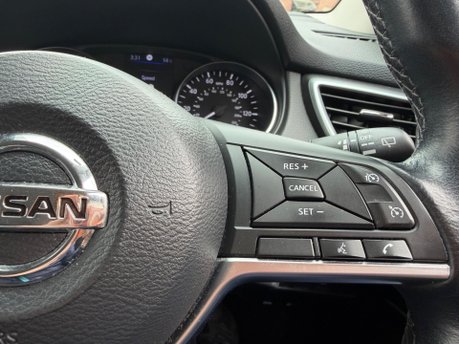 Nissan Qashqai DIG-T ACENTA PREMIUM 14