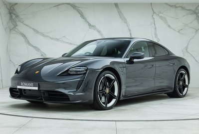 Porsche Taycan TURBO S