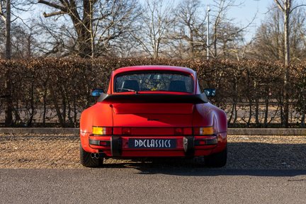 Porsche 911 930 TURBO 6