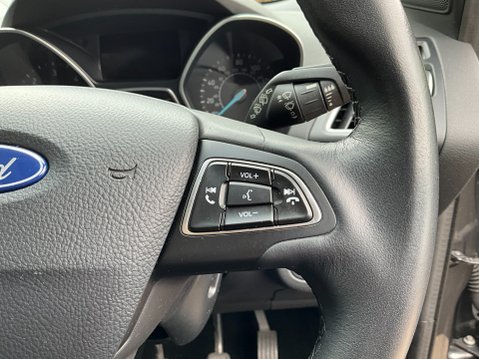 Ford Kuga TITANIUM TDCI 17