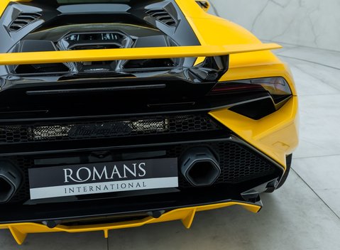 Lamborghini Huracan Tecnica 27