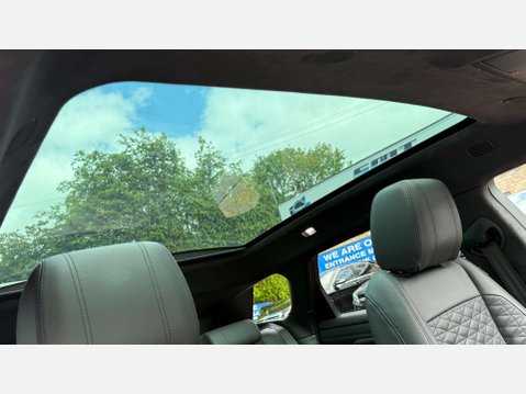 Land Rover Range Rover Evoque 2.0 Range Rover Evoque Autobiography MHEV Auto 4WD 5dr 17
