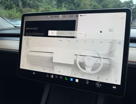 Tesla Model Y ModeL Y Long Range AWD 4WD 5dr 34