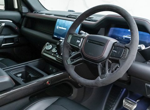 Land Rover Defender 110 V8 P525 URBAN XRS 8