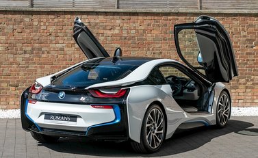 BMW I8 8
