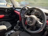 Mini Hatch Cooper 1.5 Automatic Chili / Media XL 3 door - SAT NAV - CONNECTED 3