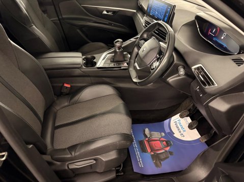 Peugeot 5008 1.5 BlueHDi Allure Euro 6 (s/s) 5dr 4