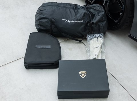 Lamborghini Huracan Spyder LP 640-4 PERFORMANTE 40
