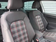 Volkswagen Golf 2.0 Golf GTi Performance TSi 3dr 6