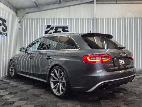 Audi RS4 4.2 FSI V8 Estate 5dr Petrol S Tronic quattro Euro 5 (450 ps) 4