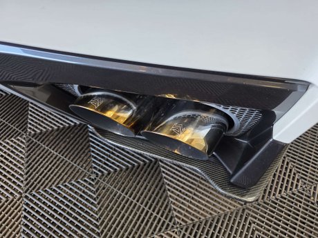 Nissan GT-R 3.8 V6 Recaro Coupe 2dr Petrol Auto 4WD Euro 6 (570 ps) 30