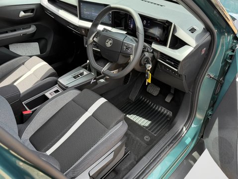 Vauxhall Frontera 83kW GS 44kWh 5dr Auto 19