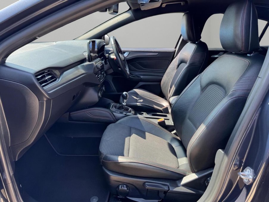 2020 Ford Focus — image 40
