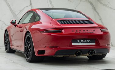 Porsche 911 Carrera 4 GTS (991.2) 10