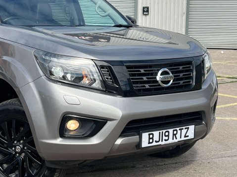 Nissan Navara 2.3 Navara N-Guard dCi Automatic 4WD 5dr *NATIONAL DELIVERY* 32