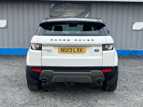 Land Rover Range Rover Evoque 2.2 SD4 Pure 4WD Euro 5 (s/s) 5dr 8