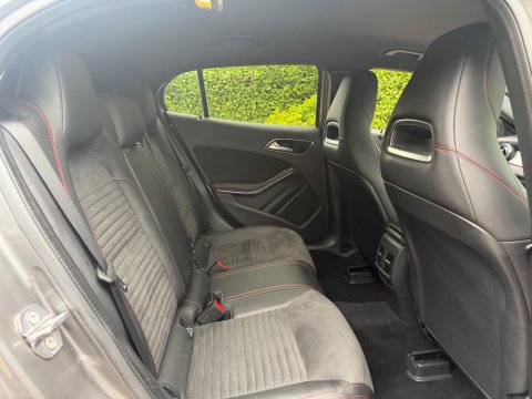 Mercedes-Benz GLA 2.1 GLA220d AMG Line (Executive) 7G-DCT 4MATIC Euro 6 (s/s) 5dr 14