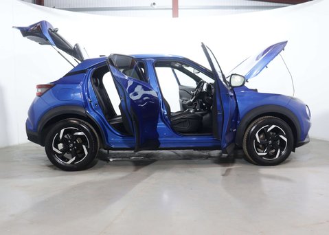 Nissan Juke 1.6 Juke N-Connecta HEV CVT 5dr 55