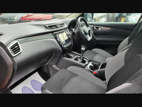 Nissan Qashqai N-CONNECTA DIG-T 28