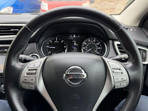 Nissan Qashqai 1.6 dCi Tekna SUV 5dr Diesel Manual 2WD Euro 6 (s/s) (130 ps) 28