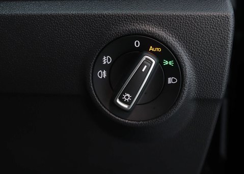 Volkswagen T-Roc 1.5 T-Roc SEL TSi Evo Semi-Auto 5dr 38