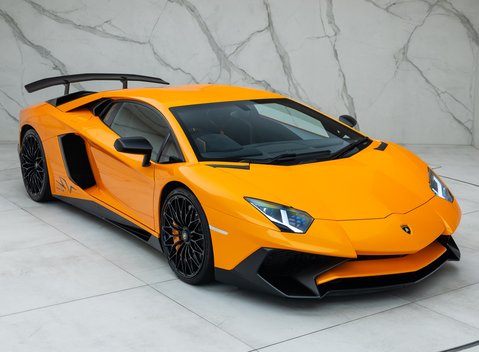 Lamborghini Aventador SV LP 750-4 11