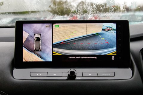 Nissan Qashqai DIG-T N-CONNECTA MHEV 27