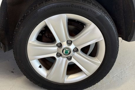 Skoda Yeti 2.0 TDI SE Plus SUV 5dr Diesel Manual 4WD Euro 5 (140 ps) 71