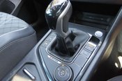 Volkswagen Tiguan 2.0 TDI R-Line SUV 5dr Diesel DSG 4Motion Euro 6 (s/s) (150 ps) 14