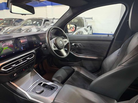 BMW 3 Series 2.0 330e 12kWh M Sport Saloon 4dr Petrol Plug-in Hybrid Auto Euro 6 (s/s) ( 34
