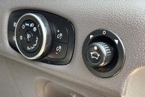 Ford Transit 350 L3 H2 130 ps Trend Double Cab in Van - Air Con 33