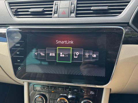 Skoda Superb 2.0 TDI Laurin & Klement Estate 5dr Diesel DSG Euro 6 (s/s) (150 ps) 21