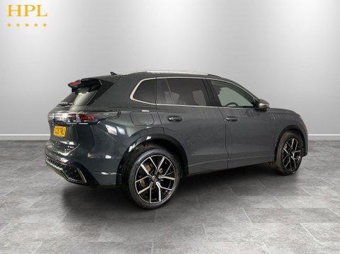 Volkswagen Tiguan 1.5 TSI eHybrid 19.7kWh R-Line SUV 5dr Petrol Plug-in Hybrid DSG Euro 6 (s/ 7