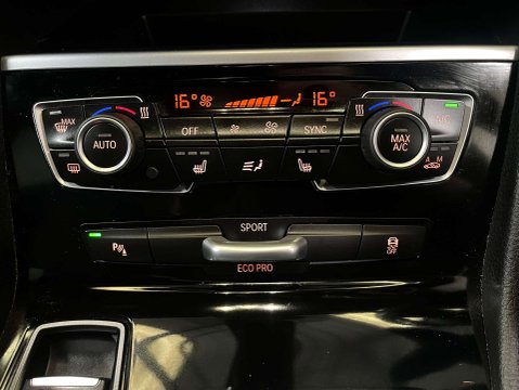 BMW 2 Series 2.0 220i M Sport Auto 5dr 20