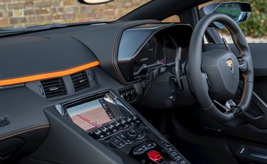 Lamborghini Aventador S LP740-4 Roadster 19