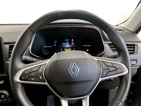 Renault Arkana 1.6 E-TECH evolution SUV 5dr Petrol Hybrid Auto Euro 6 (s/s) (145 ps) 13