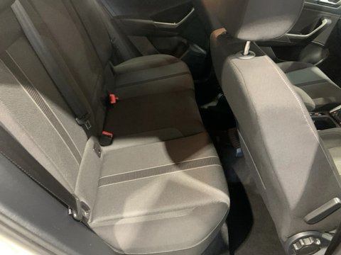Volkswagen T-Roc LIFE TSI DSG 14