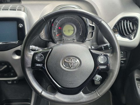 Toyota Aygo 1.0 Aygo X-Trend VVT-i 5dr 12