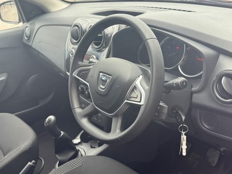 Dacia Sandero 1.0 SCe Ambiance Hatchback 5dr Petrol Manual Euro 11