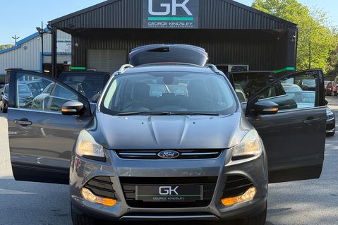 Ford Kuga TITANIUM TDCI 2WD - 10 SERVICES - NEW MOT - NEW DISCS AND PADS ALL ROUND 18