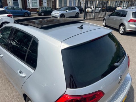 Volkswagen Golf 1.4 TSI BlueMotion Tech ACT GT Hatchback 5dr Petrol DSG Euro 6 (s/s) (150 p 17