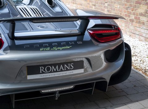 Porsche 918 Spyder 27