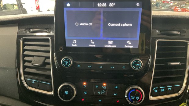 Ford Transit Custom SWB L1H1 Low Roof Limited 280 Air Con Alloys Sensors Cam EURO 6 11