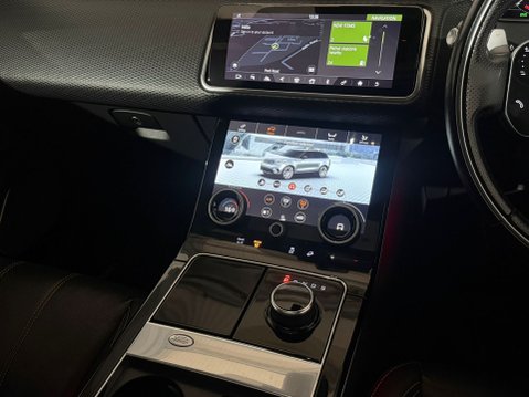 Land Rover Range Rover Velar R-DYNAMIC SE 17