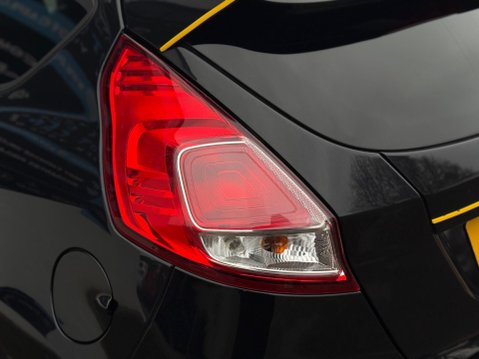 Ford Fiesta 1.6T EcoBoost ST-2 Euro 5 3dr 34