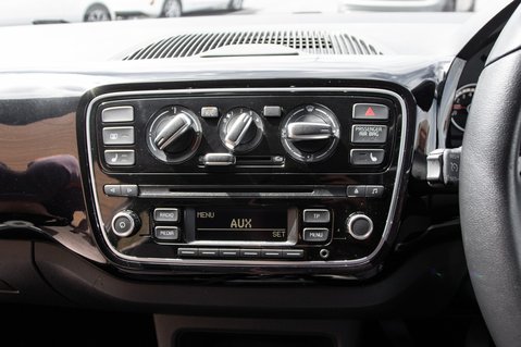 Volkswagen Up HIGH UP 23